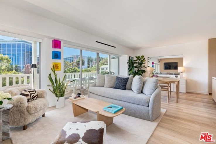 1 Bed Home for Sale in West Hollywood, California