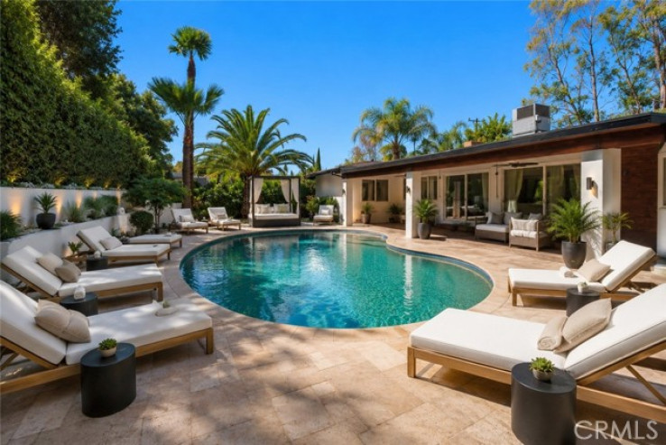 3 Bed Home for Sale in Studio City, California