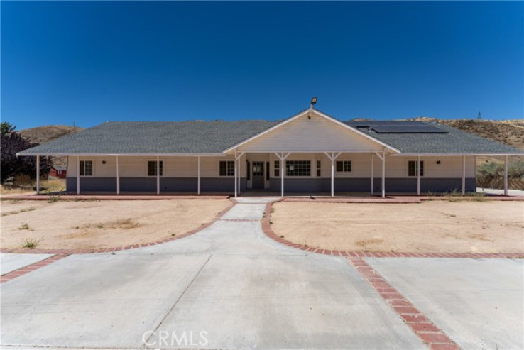 5 Bed Home for Sale in Leona Valley, California