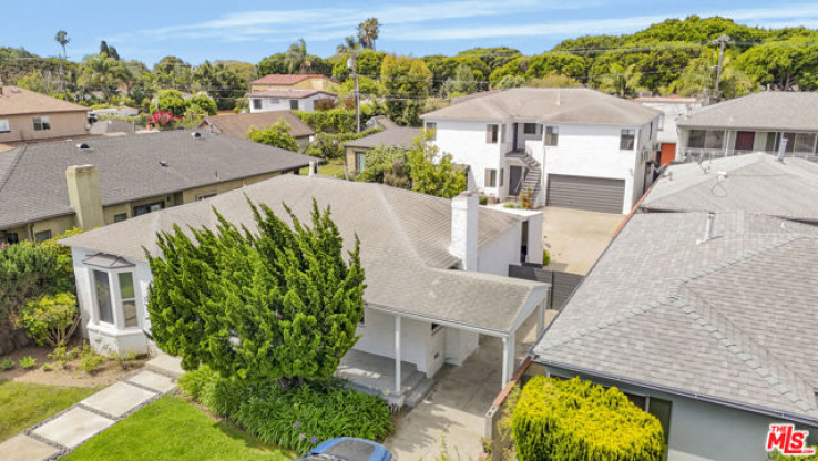  Income Home for Sale in Santa Monica, California