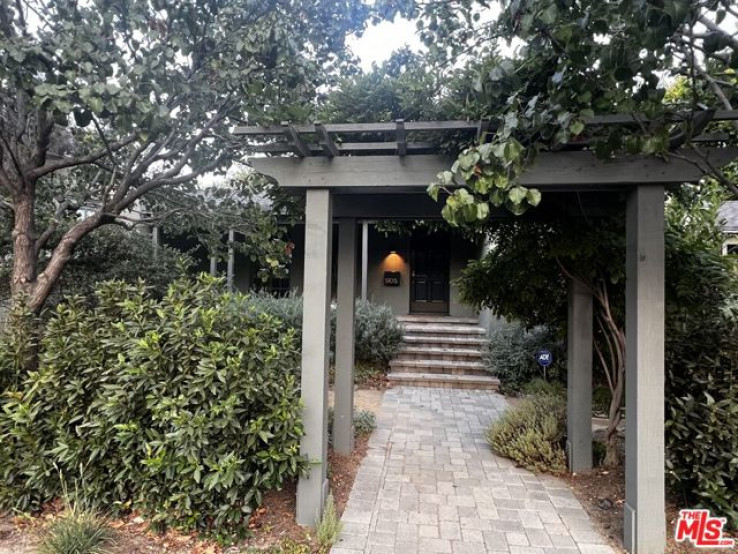 2 Bed Home for Sale in Valley Village, California