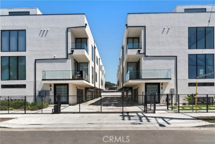 3 Bed Home for Sale in North Hollywood, California
