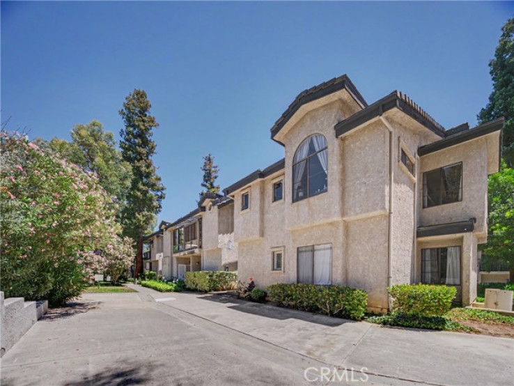 2 Bed Home for Sale in Agoura Hills, California