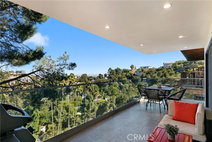 Residential Home in Sunset Strip - Hollywood Hills West