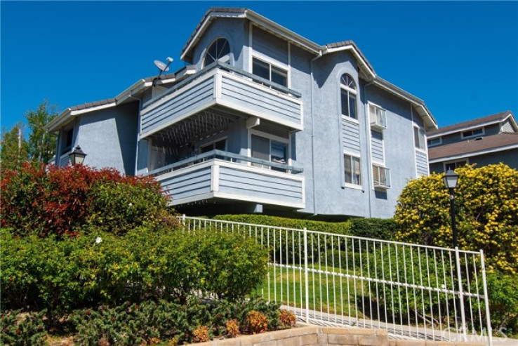 3 Bed Home for Sale in Canyon Country, California