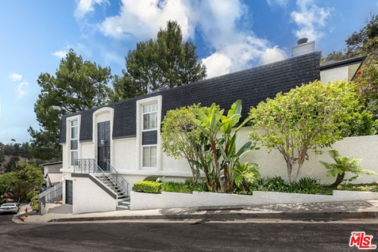 4 Bed Home for Sale in Encino, California