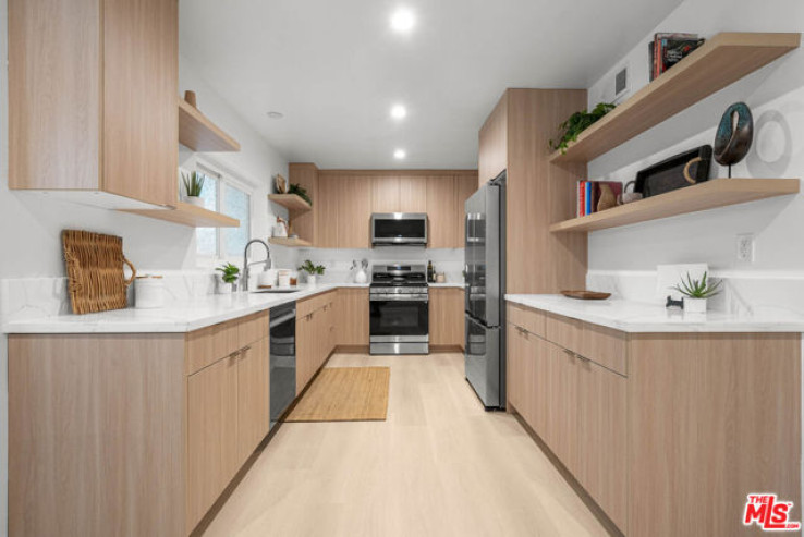 4 Bed Home for Sale in Los Angeles, California