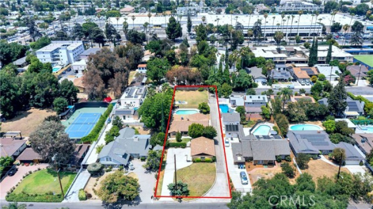 4 Bed Home for Sale in Lake Balboa, California