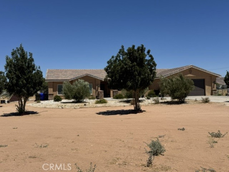 Residential Home in Apple Valley