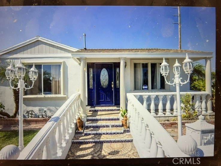 4 Bed Home for Sale in Burbank, California