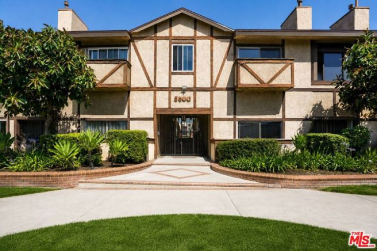 3 Bed Home for Sale in Encino, California