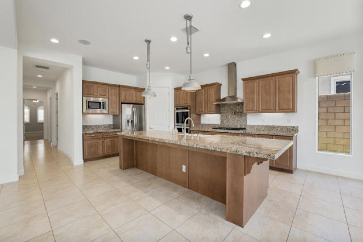 5 Bed Home for Sale in Palm Desert, California