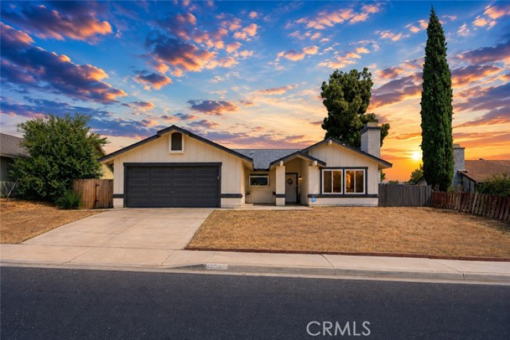 3 Bed Home for Sale in Palmdale, California