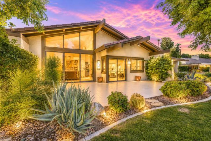 2 Bed Home for Sale in Palm Desert, California