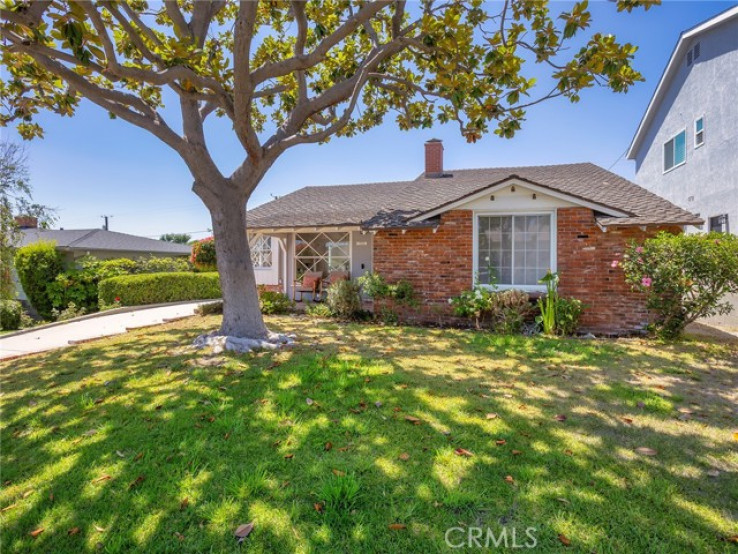3 Bed Home for Sale in Burbank, California