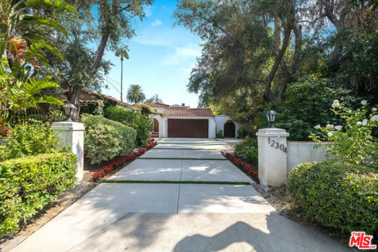 3 Bed Home for Sale in Los Angeles, California