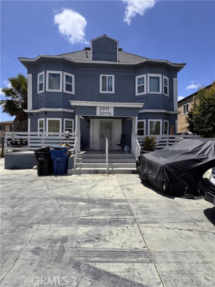 Income Home for Sale in Los Angeles, California