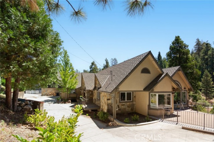 5 Bed Home for Sale in Lake Arrowhead, California