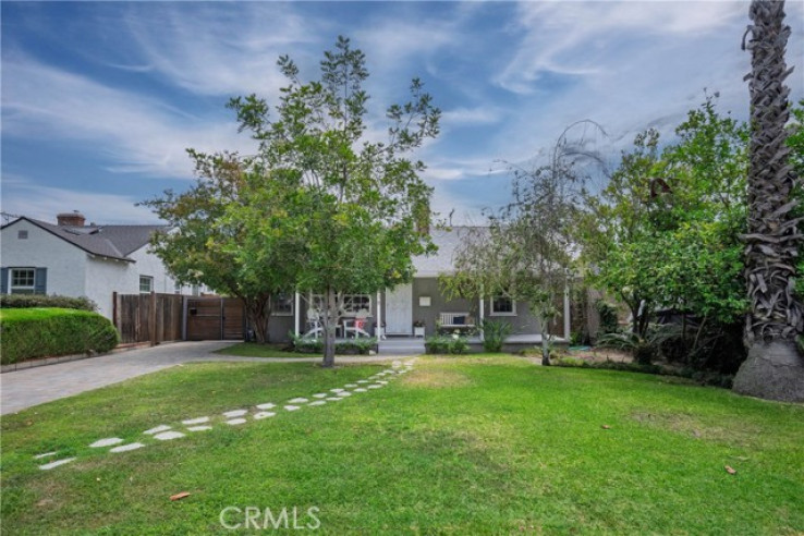 4 Bed Home for Sale in Valley Village, California