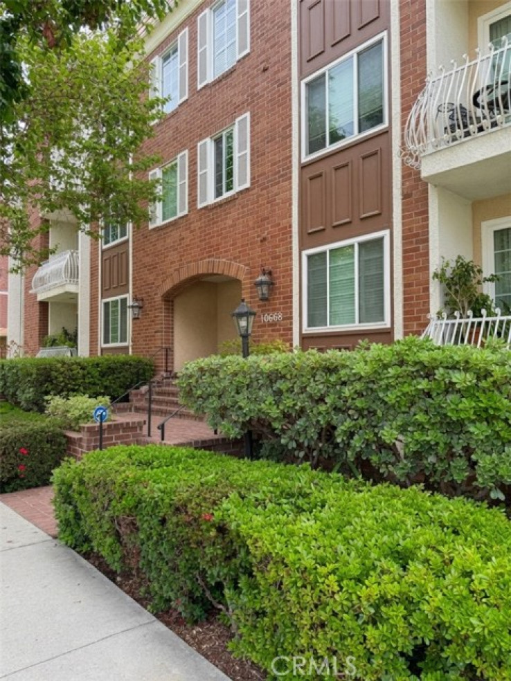 2 Bed Home for Sale in Los Angeles, California