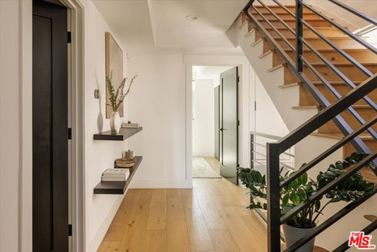 3 Bed Home for Sale in North Hollywood, California