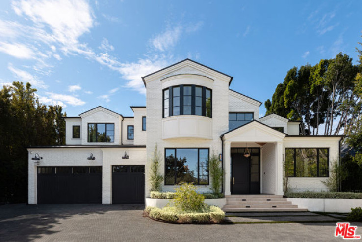 7 Bed Home for Sale in Los Angeles, California