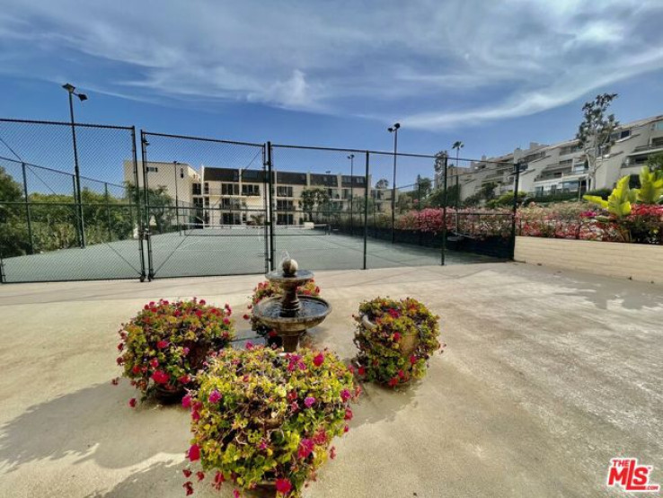 2 Bed Home for Sale in Malibu, California