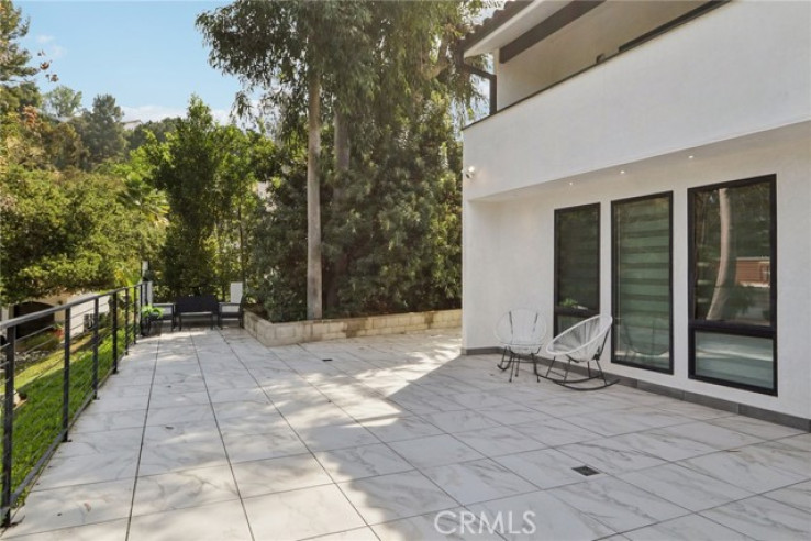 4 Bed Home for Sale in Calabasas, California
