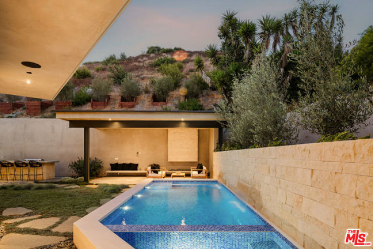 4 Bed Home for Sale in Pacific Palisades, California