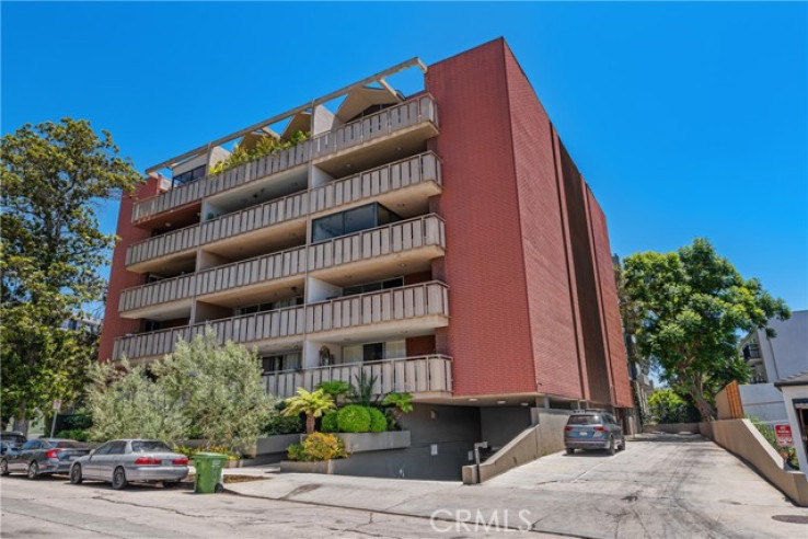 1 Bed Home for Sale in Los Angeles, California