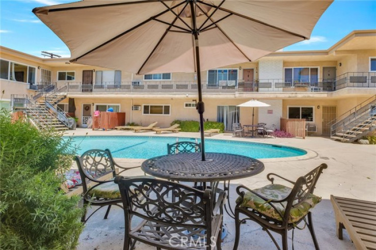 2 Bed Home for Sale in Valley Village, California