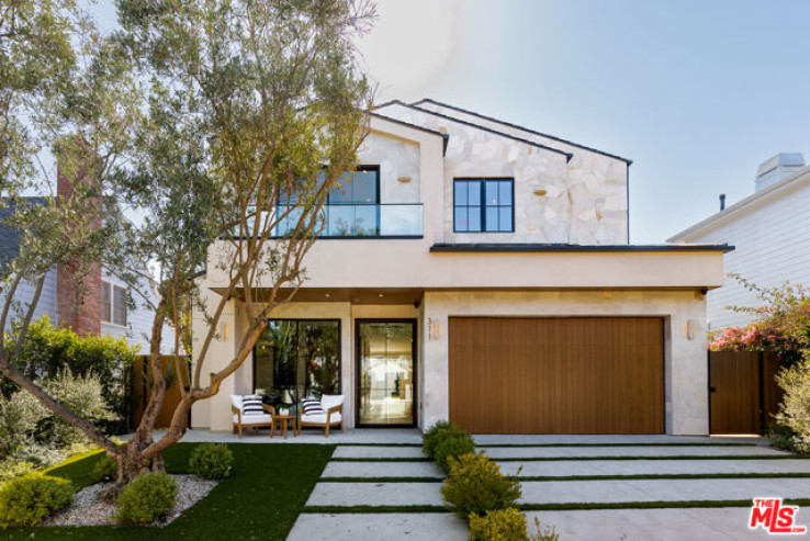 6 Bed Home for Sale in Los Angeles, California