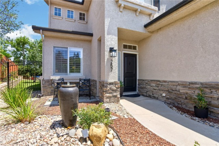 5 Bed Home for Sale in Newbury Park, California