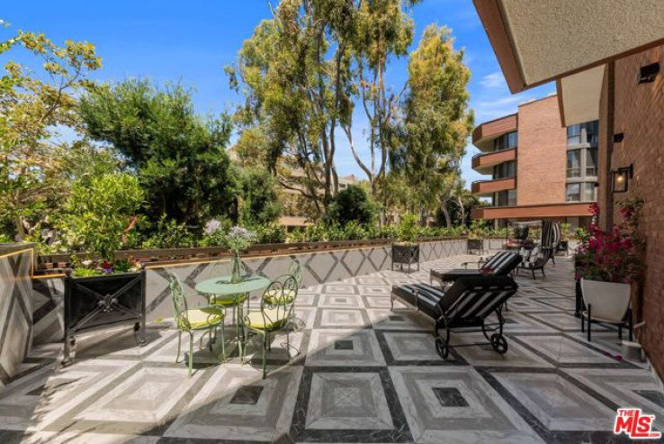2 Bed Home for Sale in Beverly Hills, California