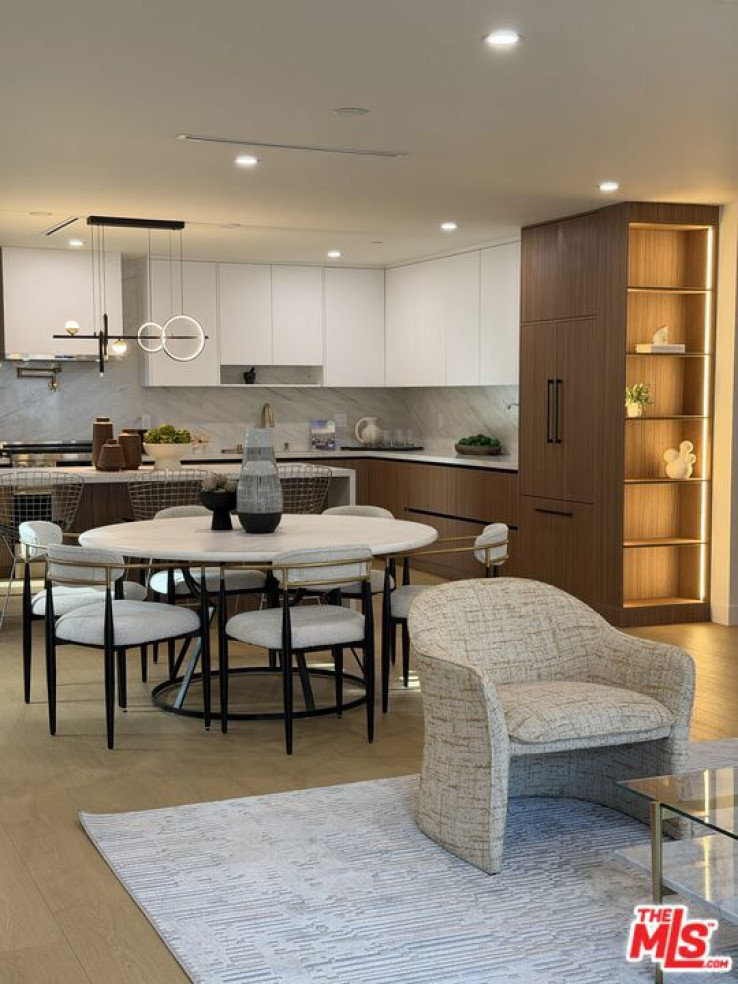 4 Bed Home for Sale in Sherman Oaks, California