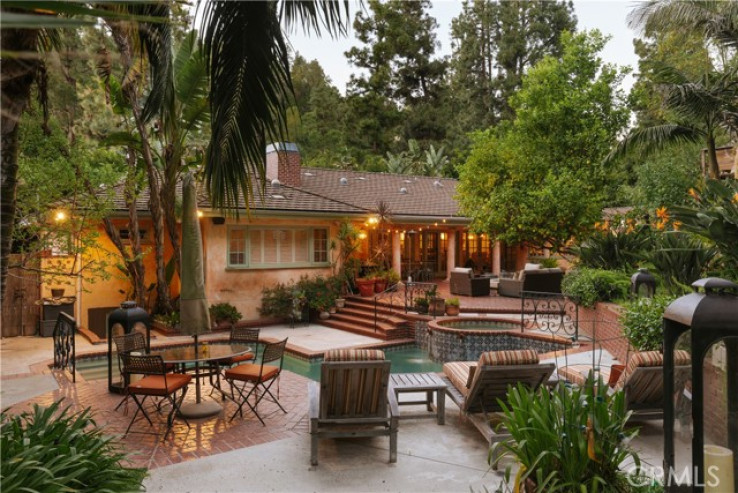5 Bed Home for Sale in Beverly Hills, California
