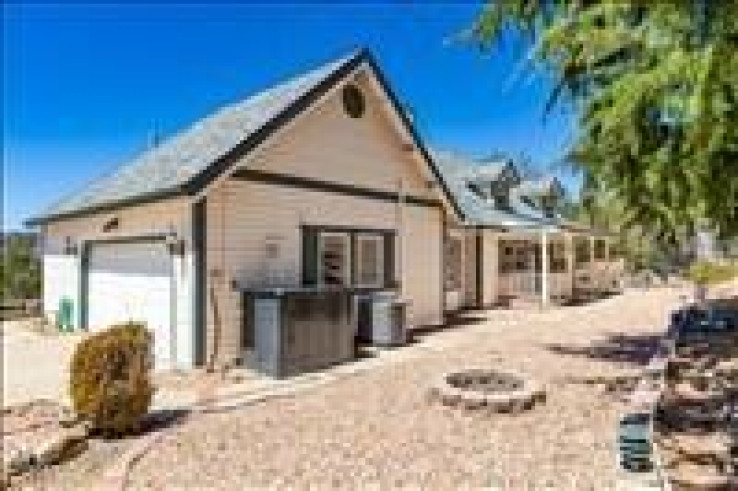 3 Bed Home for Sale in Tehachapi, California