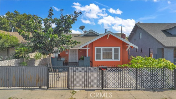 3 Bed Home for Sale in Los Angeles, California