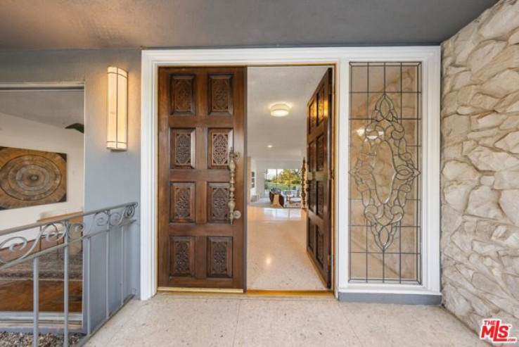Residential Home in Bel Air - Holmby Hills