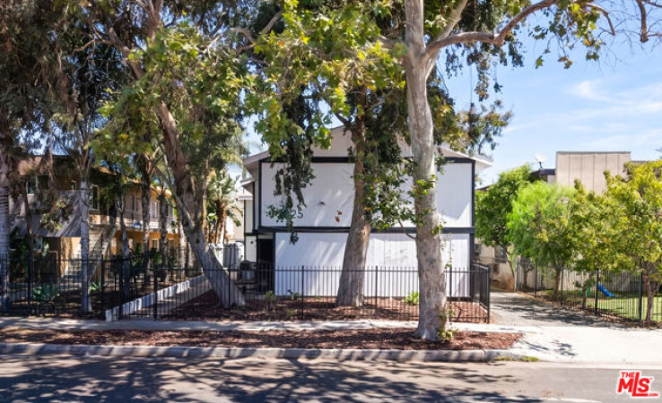  Income Home for Sale in Los Angeles, California