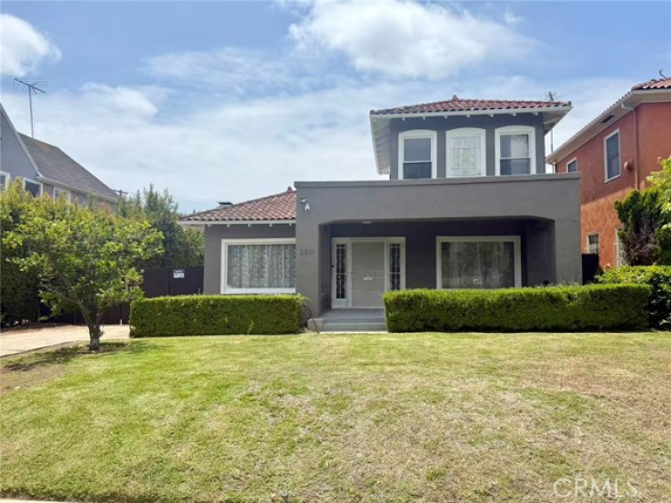 4 Bed Home for Sale in Los Angeles, California
