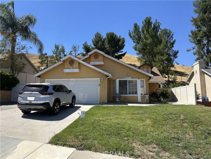 3 Bed Home for Sale in Castaic, California