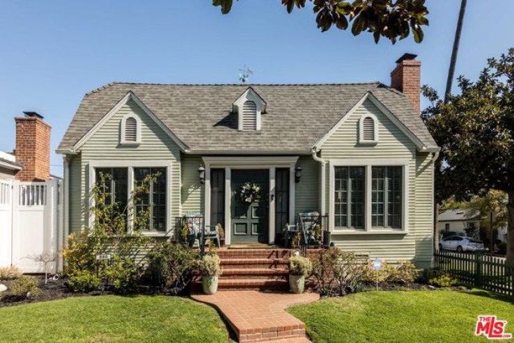 Residential Home in Brentwood