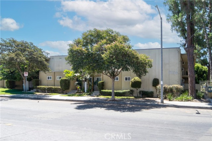 2 Bed Home for Sale in Studio City, California