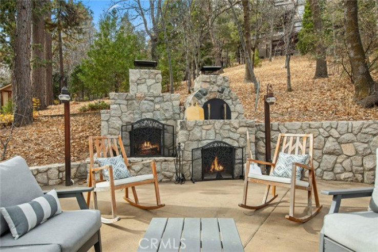 4 Bed Home for Sale in Lake Arrowhead, California