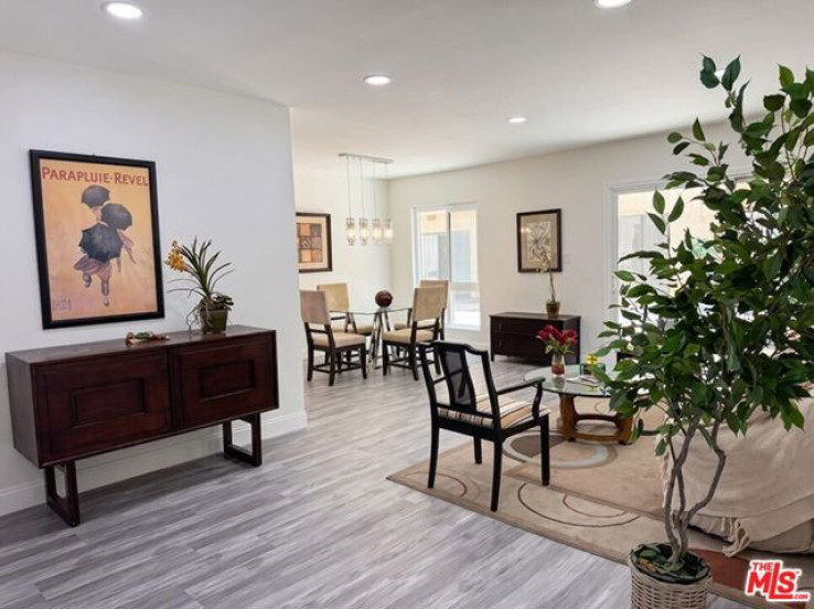 Residential Home in Sunset Strip - Hollywood Hills West