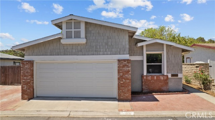 2 Bed Home for Sale in Castaic, California