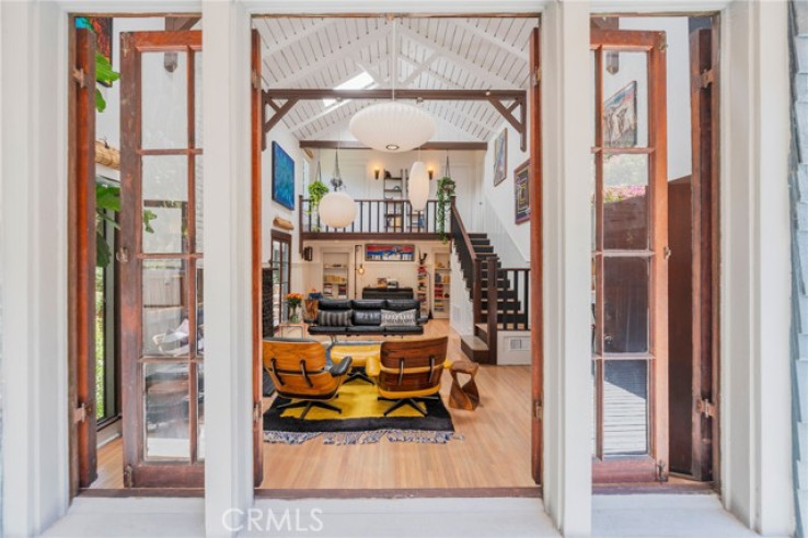 2 Bed Home for Sale in Los Angeles, California
