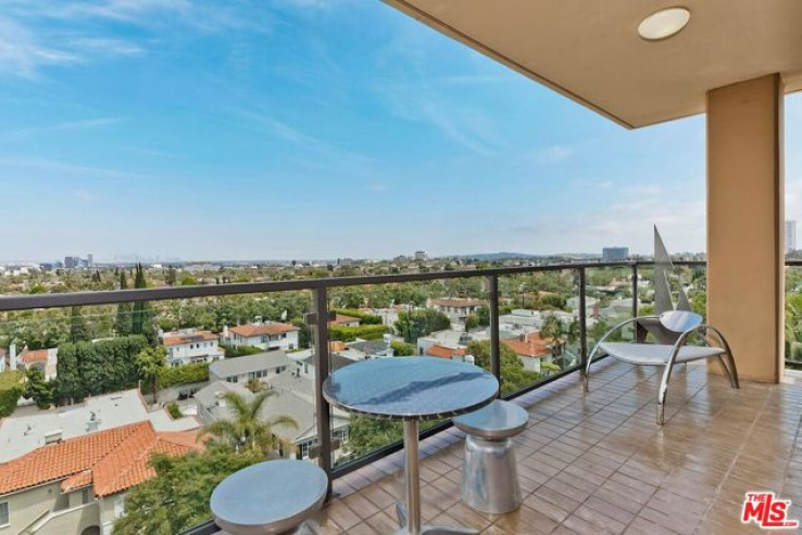 2 Bed Home for Sale in Beverly Hills, California