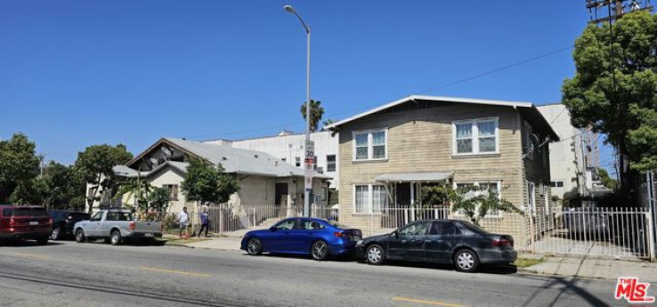 7 Bed Home for Sale in Los Angeles, California